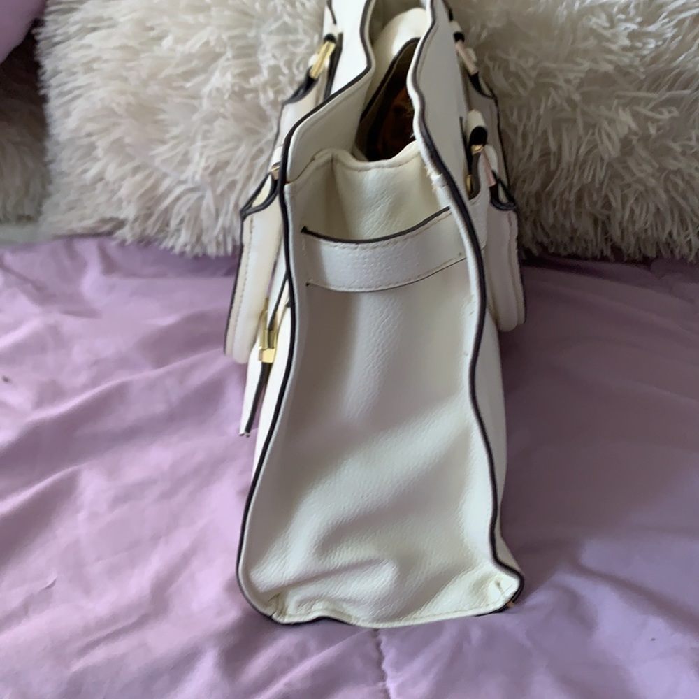 Purse - Picture 3 of 6